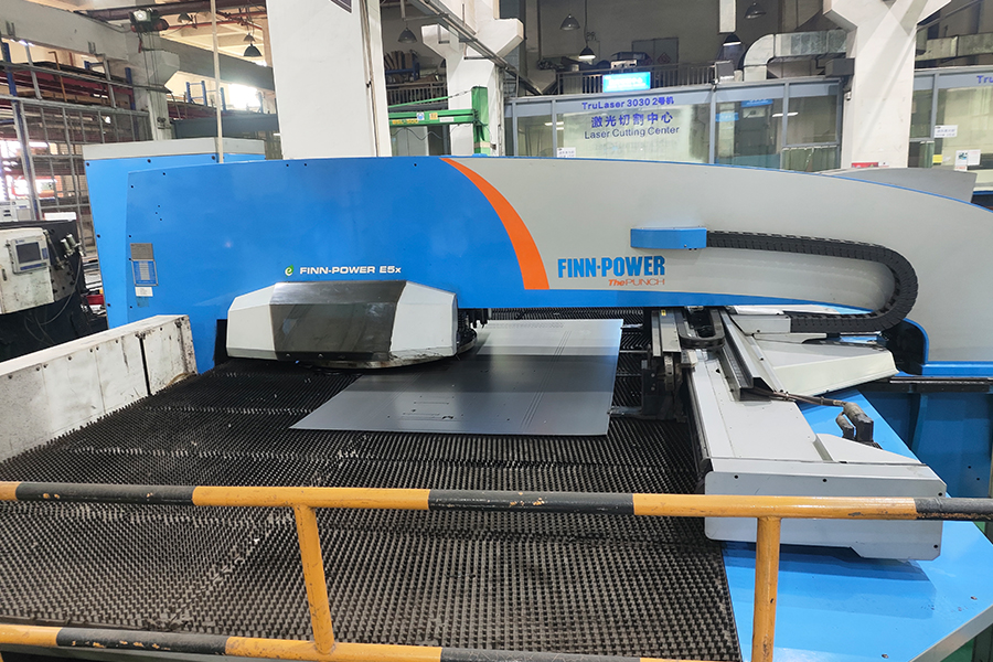 舞台灯光零件与精密智能加工：性能保障的核心关联